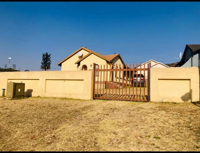 3 BEDROOM HOUSE FOR SALE IN ZAKARIYYA PARK